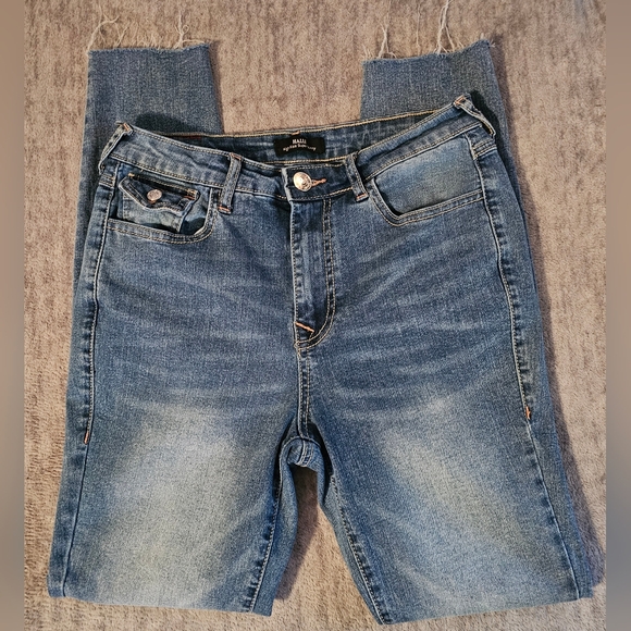 True Religion Halle High-Rise Super Skinny Jeans - Picture 1 of 4